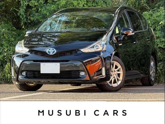 トヨタ プリウスαの車両写真 1