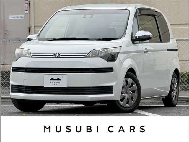 トヨタ スペイドの車両写真 1