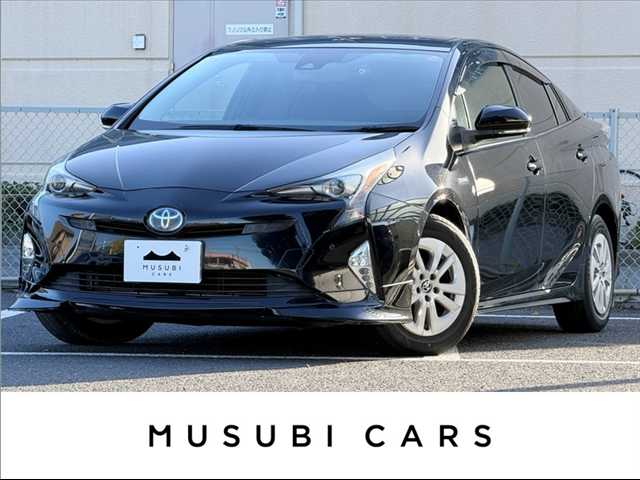 トヨタ プリウスの車両写真 1