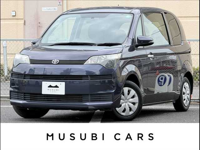 トヨタ スペイドの車両写真 1